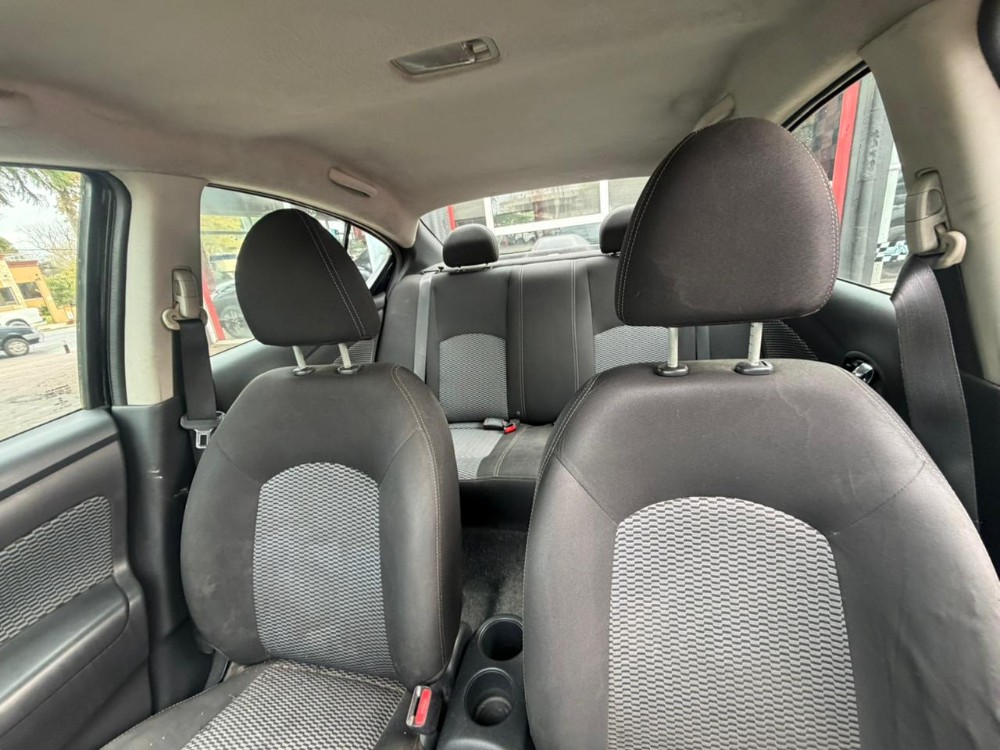 Nissan Versa sense pure drive — foto 8